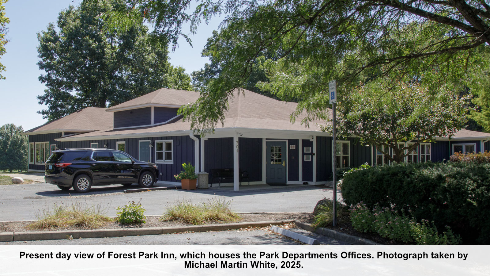 Present day view of Forest Park Inn, which houses the Park Departments Offices. Photograph taken by Michael Martin White, 2025.